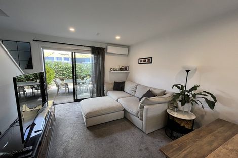 Photo of property in 5/45 Vera Road, Te Atatu South, Auckland, 0610