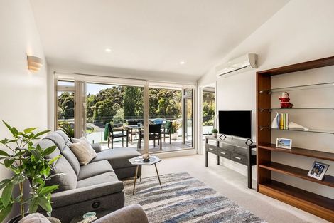 Photo of property in Bridgewater Apartments, 308/7 Te Rangi Cross Road, Paihia, 0200