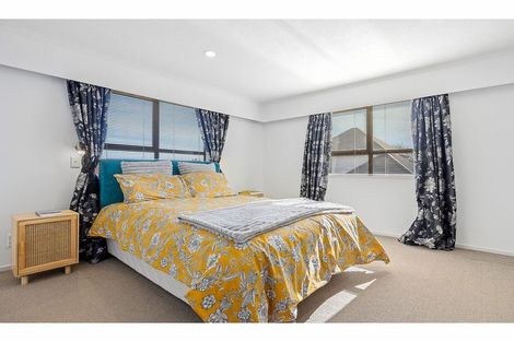 Photo of property in 1 Lancewood Drive, Halswell, Christchurch, 8025