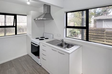 Photo of property in 7a Clayburn Road, Glen Eden, Auckland, 0602