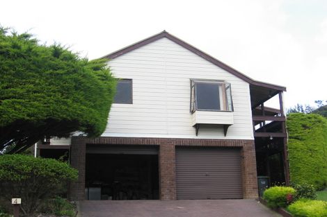 Photo of property in 4 Jarvie Grove, Churton Park, Wellington, 6037