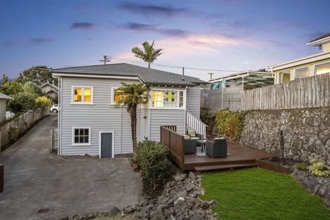 Photo of property in 32 Fergusson Avenue, Sandringham, Auckland, 1025