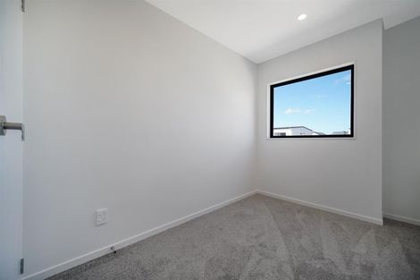 Photo of property in 139 Walters Road, Papakura, Takanini, 2110