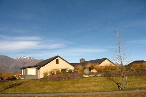 Photo of property in Butel Park, 35 Essex Avenue, Arrowtown, 9302