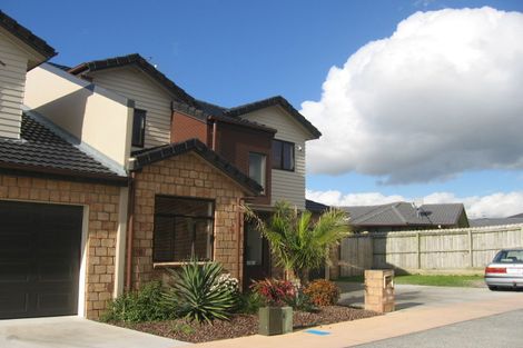 Photo of property in 12 Derg Place, East Tamaki, Auckland, 2013