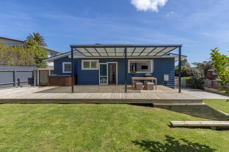 Photo of property in 16 Glen Street, Levin, 5510