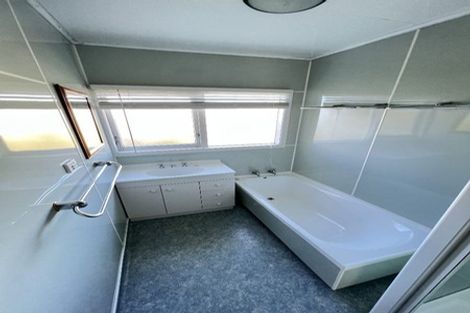 Photo of property in 1 Rajputana Way, Khandallah, Wellington, 6035