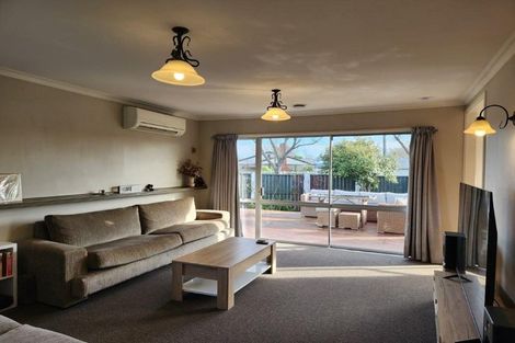 Photo of property in 52 Gardiners Road, Bishopdale, Christchurch, 8051