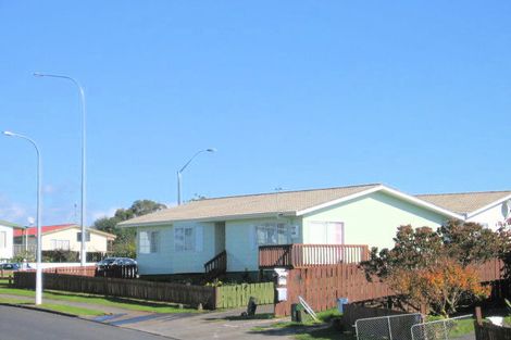 Photo of property in 67 Othello Drive, Clover Park, Auckland, 2023