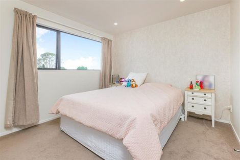 Photo of property in 14d Medina Place, Half Moon Bay, Auckland, 2012