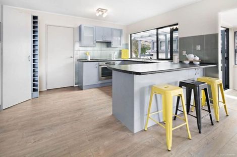 Photo of property in 3/248 Sturges Road, Henderson, Auckland, 0612