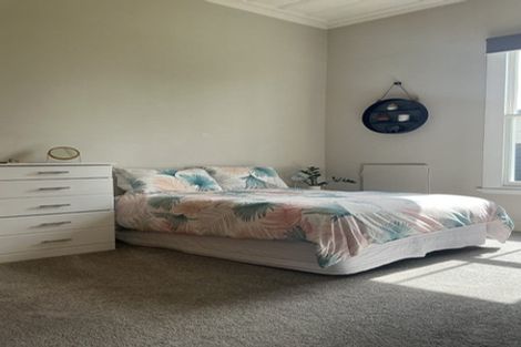 Photo of property in 4 Handley Place, Glen Avon, New Plymouth, 4312