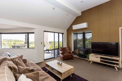 Photo of property in 24 Lucknow Place, Cashmere, Christchurch, 8022