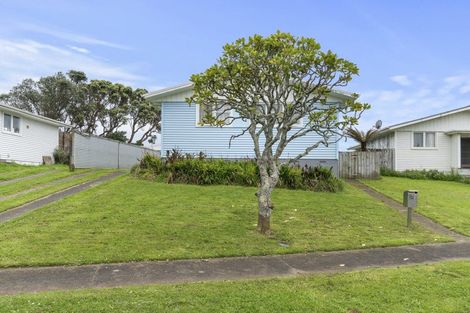 Photo of property in 7 Tohu Place, Spotswood, New Plymouth, 4310