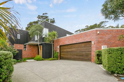 Photo of property in 11a Shearer Drive, Oakura, 4314