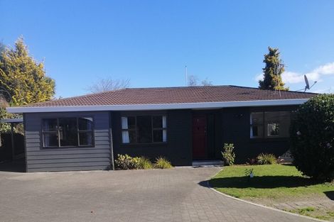 Photo of property in 2/7 Kathleen Place, Rainbow Point, Taupo, 3330