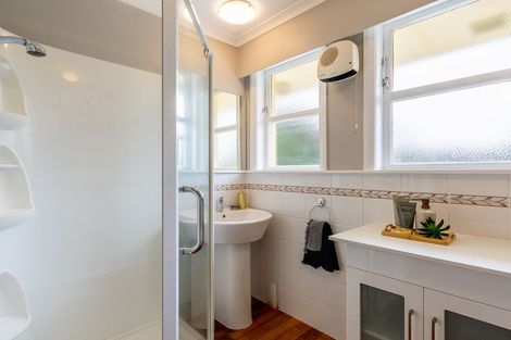 Photo of property in 4 Argyle Avenue, Levin, 5510