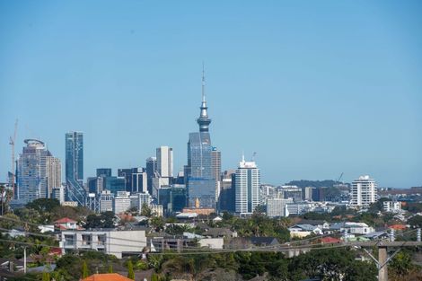 Photo of property in 44a Merani Street, Belmont, Auckland, 0622