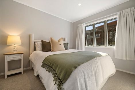 Photo of property in 13 Argyle Place, Arrowtown, 9302