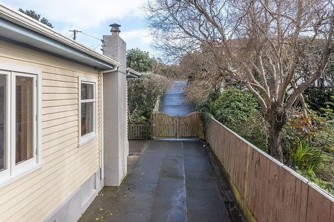 Photo of property in 162 Wellington Road, Paekakariki, 5034
