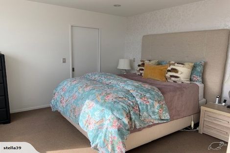 Photo of property in 6 Stoneyridge Close, Mount Pleasant, Christchurch, 8081