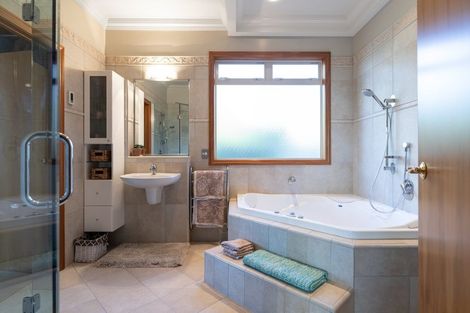 Photo of property in 51 Sanctuary Key, Papamoa Beach, Papamoa, 3118