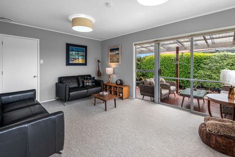 Photo of property in 16 Beazley Crescent, Tikipunga, Whangarei, 0112