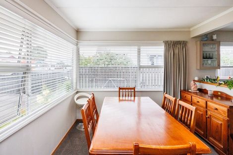 Photo of property in 102 Denbigh Street, Feilding, 4702