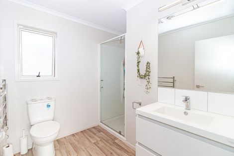 Photo of property in 15 Magnolia Crescent, Tawhero, Whanganui, 4501