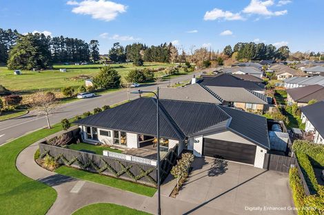 Photo of property in 6 Dunlops Crescent, Marshland, Christchurch, 8083