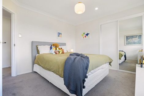 Photo of property in 2 Tauwaka Crescent, Riverhead, 0820