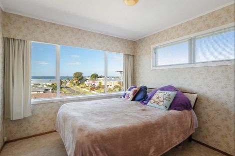 Photo of property in 28 Fyfe Road, Waihi Beach, 3611