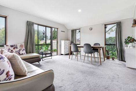 Photo of property in 15 Knighton Road, Hillcrest, Hamilton, 3216