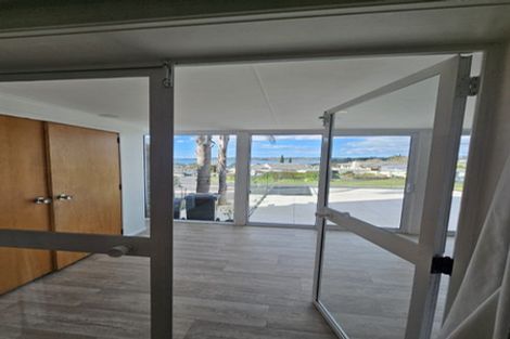 Photo of property in 74 Churchill Road, Cockle Bay, Auckland, 2014
