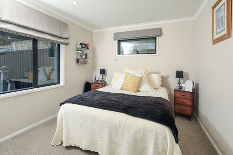 Photo of property in 4/142 Forest Lake Road, Forest Lake, Hamilton, 3200