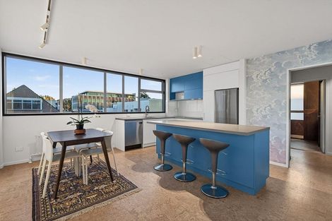 Photo of property in Elizabeth Height Apartments, 8 Elizabeth Street, Tauranga, 3110