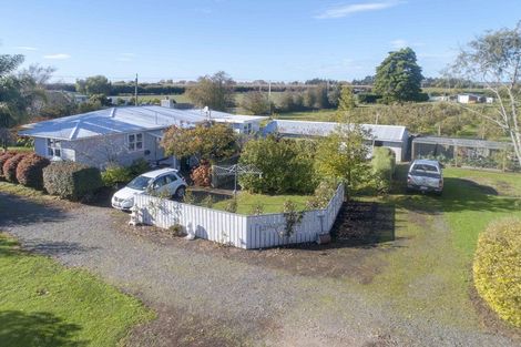 Photo of property in 166 Mill Road, Clive, 4180