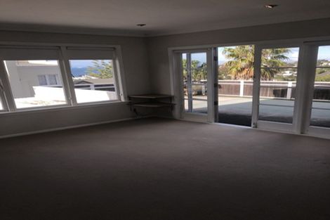 Photo of property in 1/51 Deep Creek Road, Waiake, Auckland, 0630