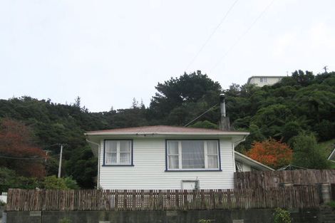 Photo of property in 29 Logie Street, Stokes Valley, Lower Hutt, 5019
