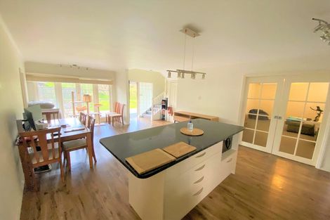 Photo of property in 4 Yeoman Place, Howick, Auckland, 2014