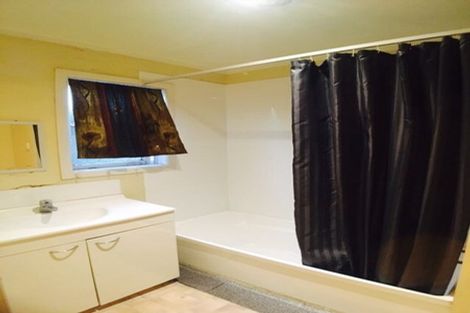 Photo of property in 83 Huia Road, Papatoetoe, Auckland, 2025