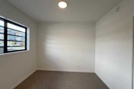 Photo of property in 5/3 Kawau Close, Orewa, 0931