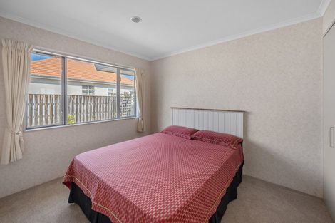 Photo of property in 7a Golding Road, Taradale, Napier, 4112