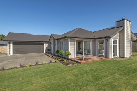 Photo of property in 3 Luxembourg Crescent, Halswell, Christchurch, 8025