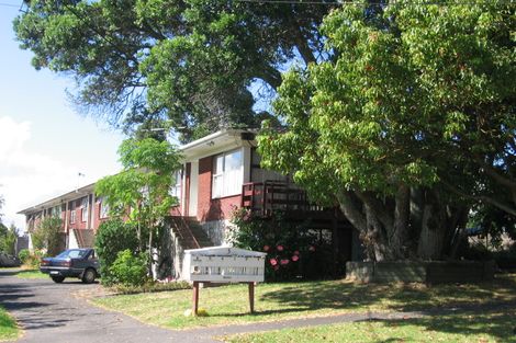 Photo of property in 5/3 Koromiko Street, New Lynn, Auckland, 0600