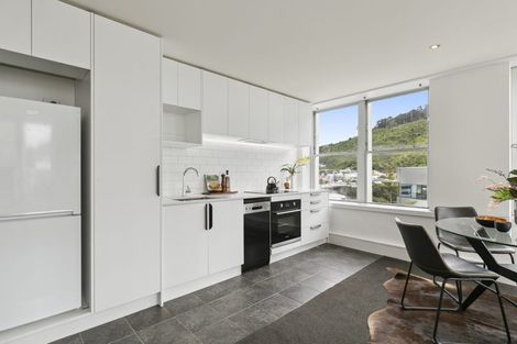 Photo of property in 7d/123 Molesworth Street, Thorndon, Wellington, 6011