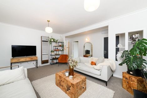 Photo of property in 20 Epsom Road, Hokowhitu, Palmerston North, 4410