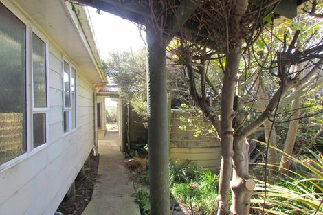 Photo of property in 100 Oki Street, Oreti Beach, Invercargill, 9879