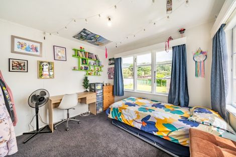Photo of property in 36 Horoeka Street, Stokes Valley, Lower Hutt, 5019