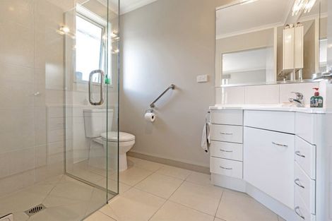 Photo of property in 27 Margaret Place, Lytton West, Gisborne, 4010